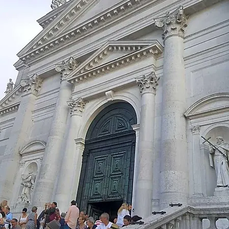 לינה וארוחת בוקר 3b Locazione Turistica