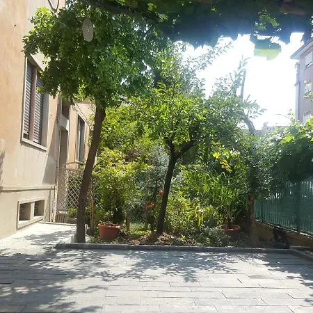 3b Locazione Turistica 4* Mestre